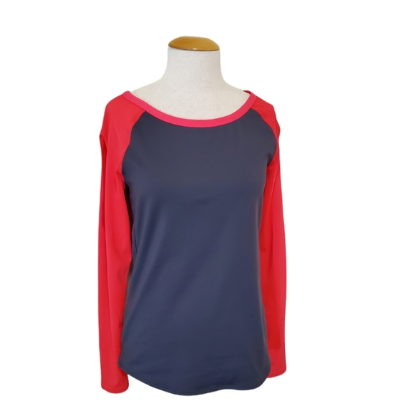 ATHLETIC LONG SLEEVE TOP WITH OPEN BACK & SLEEVES SMALL - Picture 3 of 10